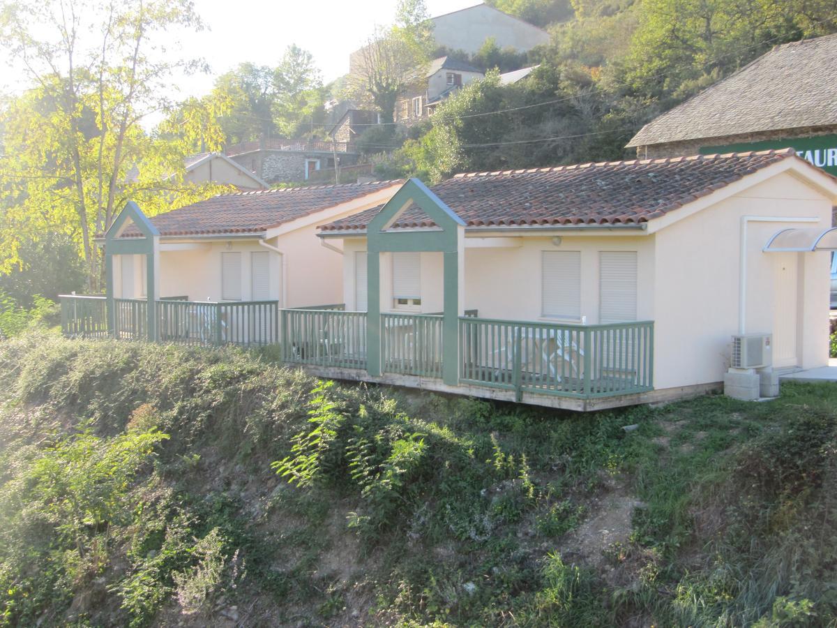 Logis Hotel Restaurant Du Pont 앙비알레트 외부 사진